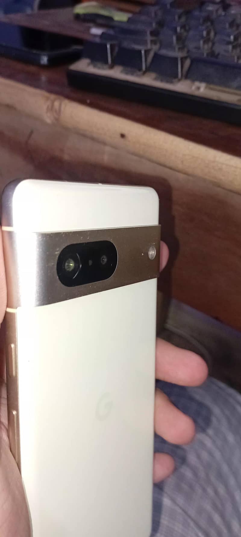 Google Pixel 7 4