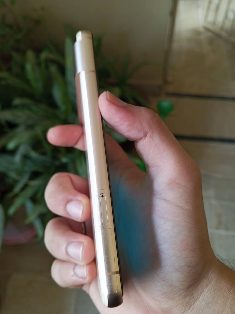 Google Pixel 8 3