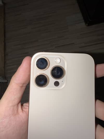 Apple iPhone 16 Pro Max (JV)
