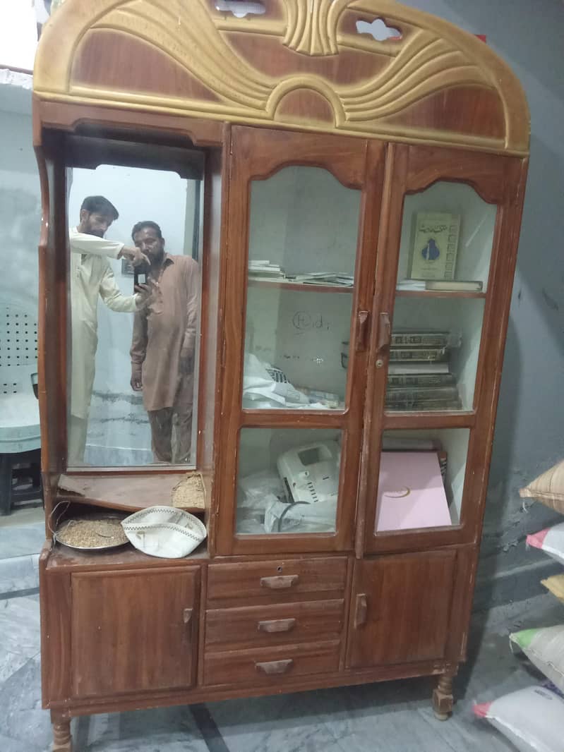 dressing table 0