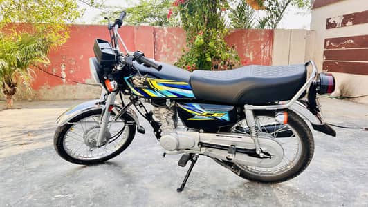 Honda CG 125 2026 Model – Total Genuine & Showroom Condition