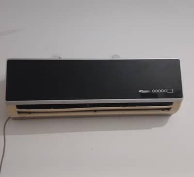 WAVES 1.5 Ton Split AC - Used, Excellent Condition.