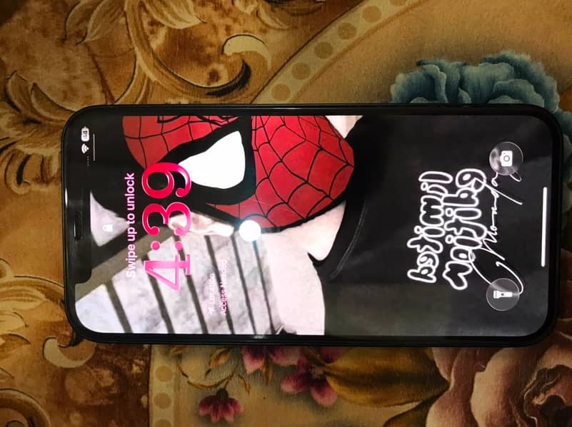 Apple iPhone 12 1