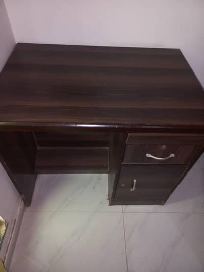 Study Table/ Office Table