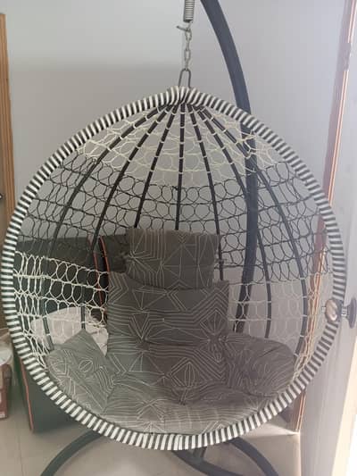 Hanging Egg Swing Chair with Cushion – Excellent Condition
