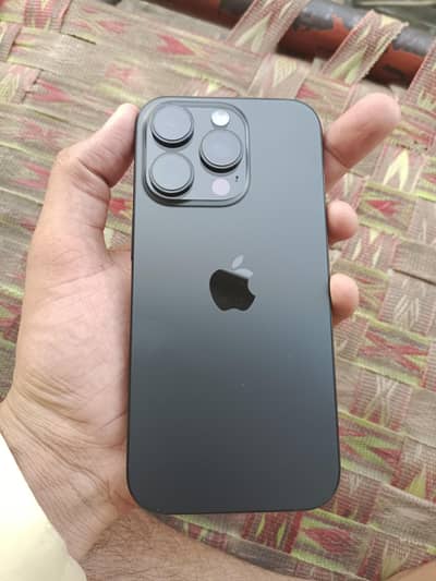 Apple iPhone 16 Pro