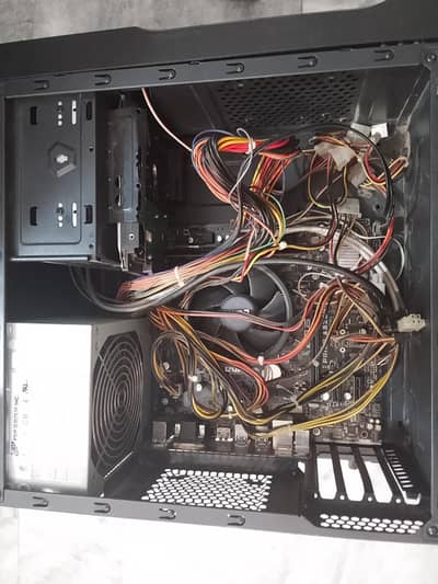 Ryzen 5 2400g Gaming PC in new condition