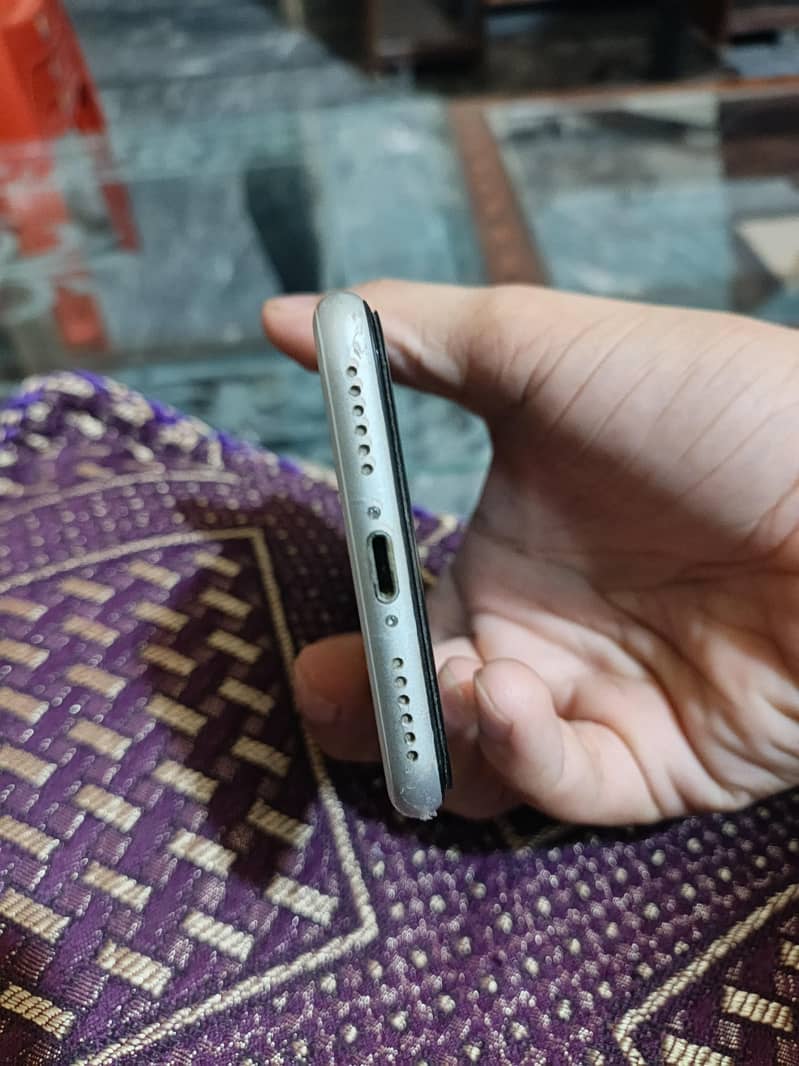 Apple iPhone SE 1