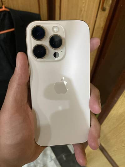 Apple iPhone 16 Pro