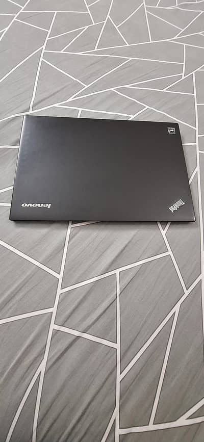 Lenovo Thinkpad X1 Carbon Core i7 5th Gen-5600U