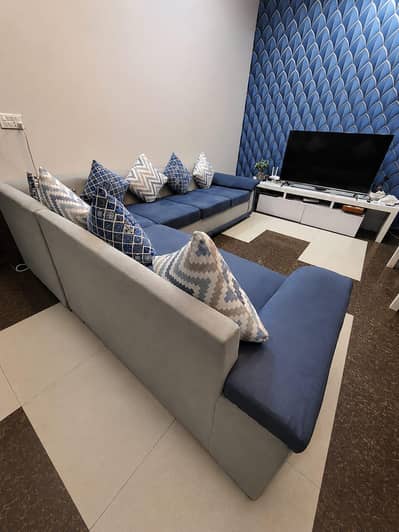 Modern L shape sofa with molty foam cushioning