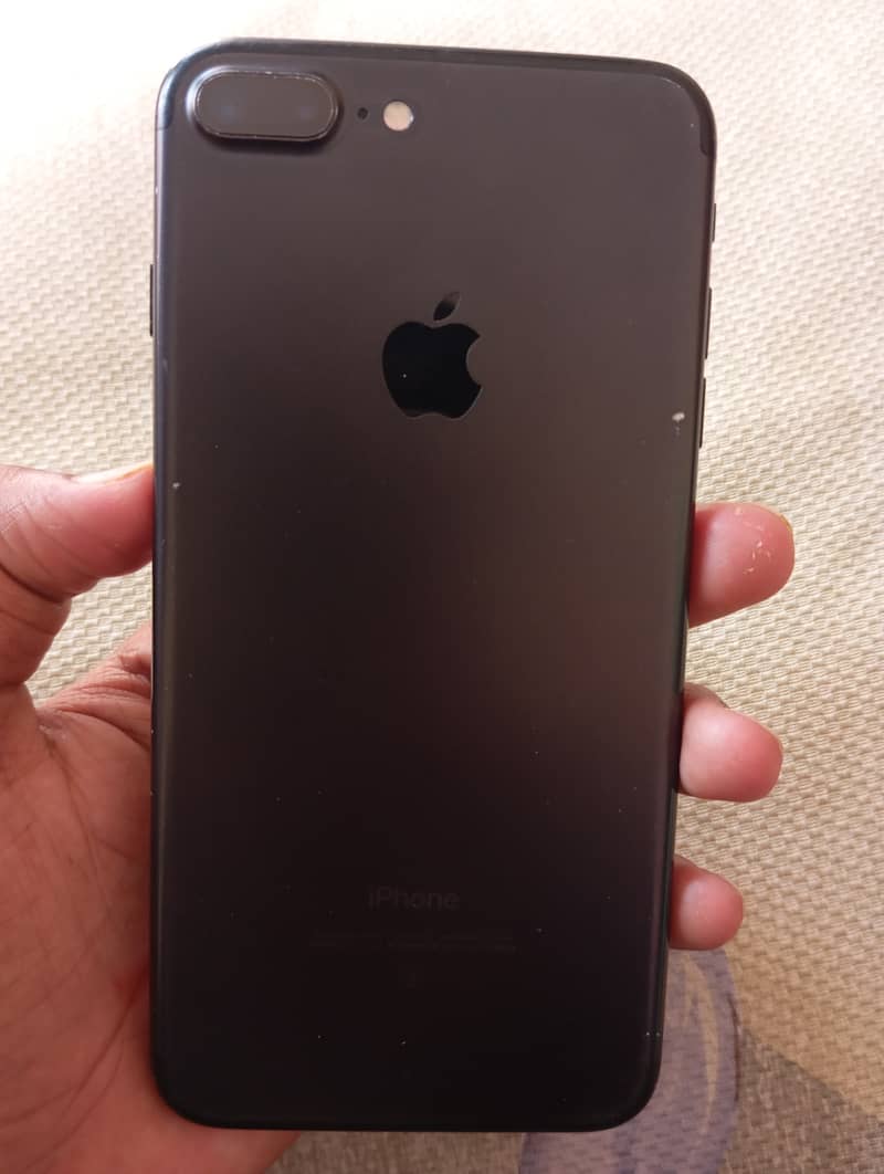 iPhone 7 Plus 1