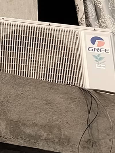gree 1.5 ton fairy inverter full ok fresh condition no repair garneted