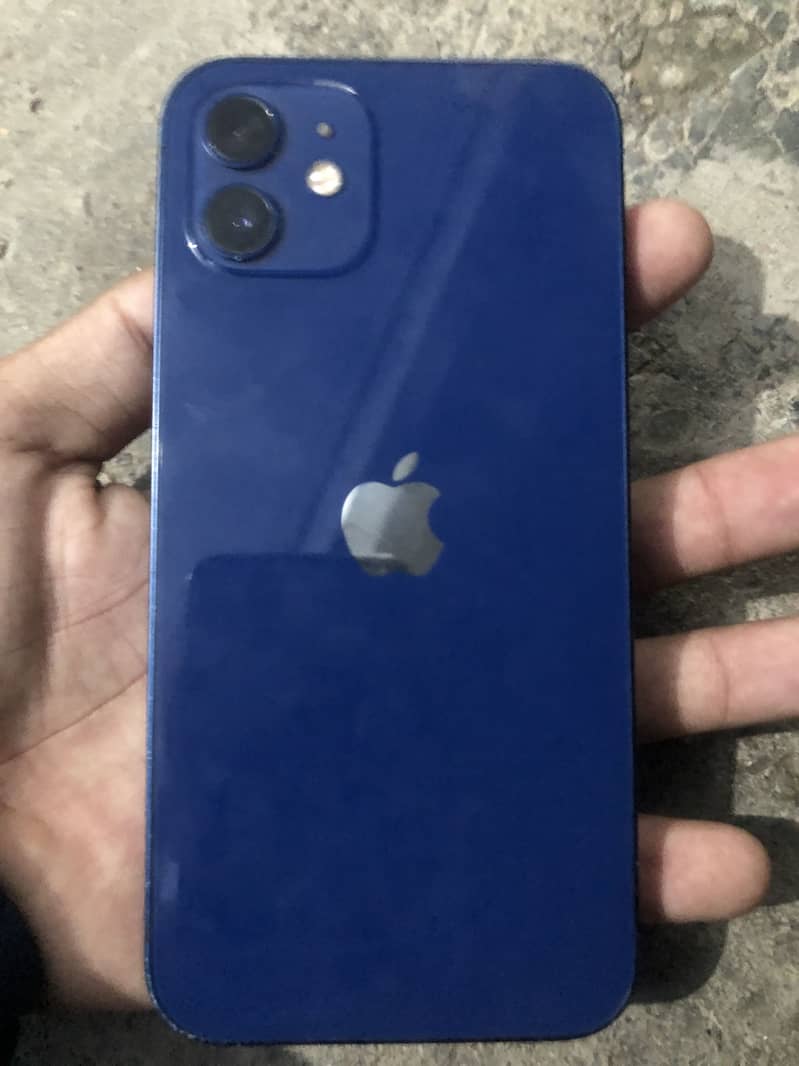 Apple iPhone 12 6