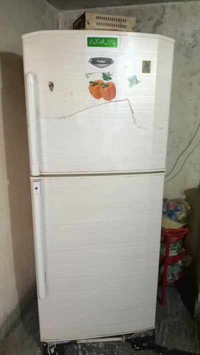 2nd hand fridge 10/9 condition.