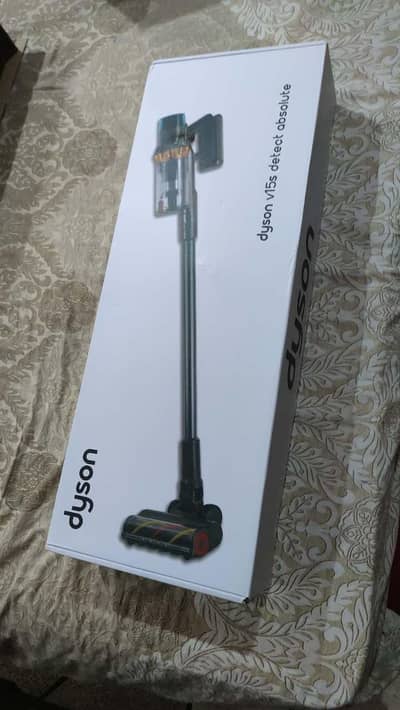 Dyson V15s detect absolute vaccum new with box orignal
