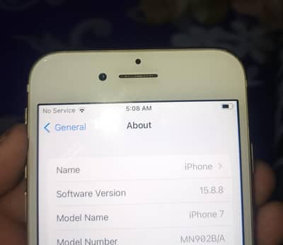 Apple iPhone 7