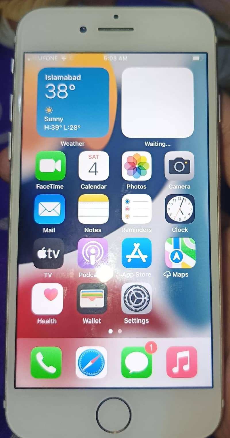 Apple iPhone 7 3