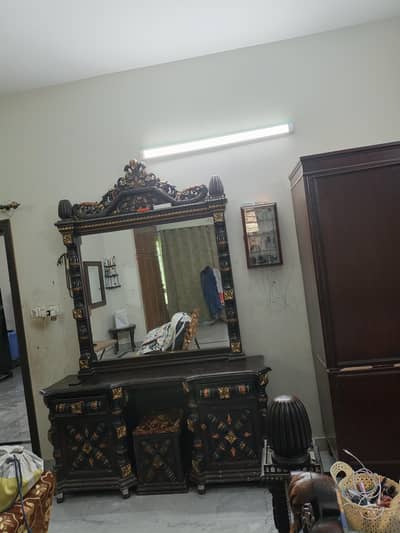 Chinioti Wooden Bed