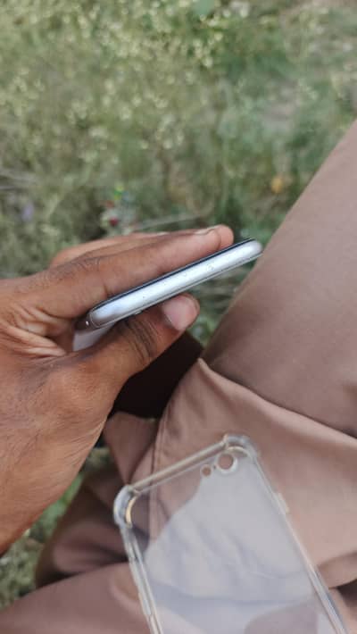Apple iPhone 6S