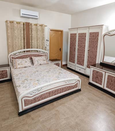 bed set, mattress, cupboard and dressing table