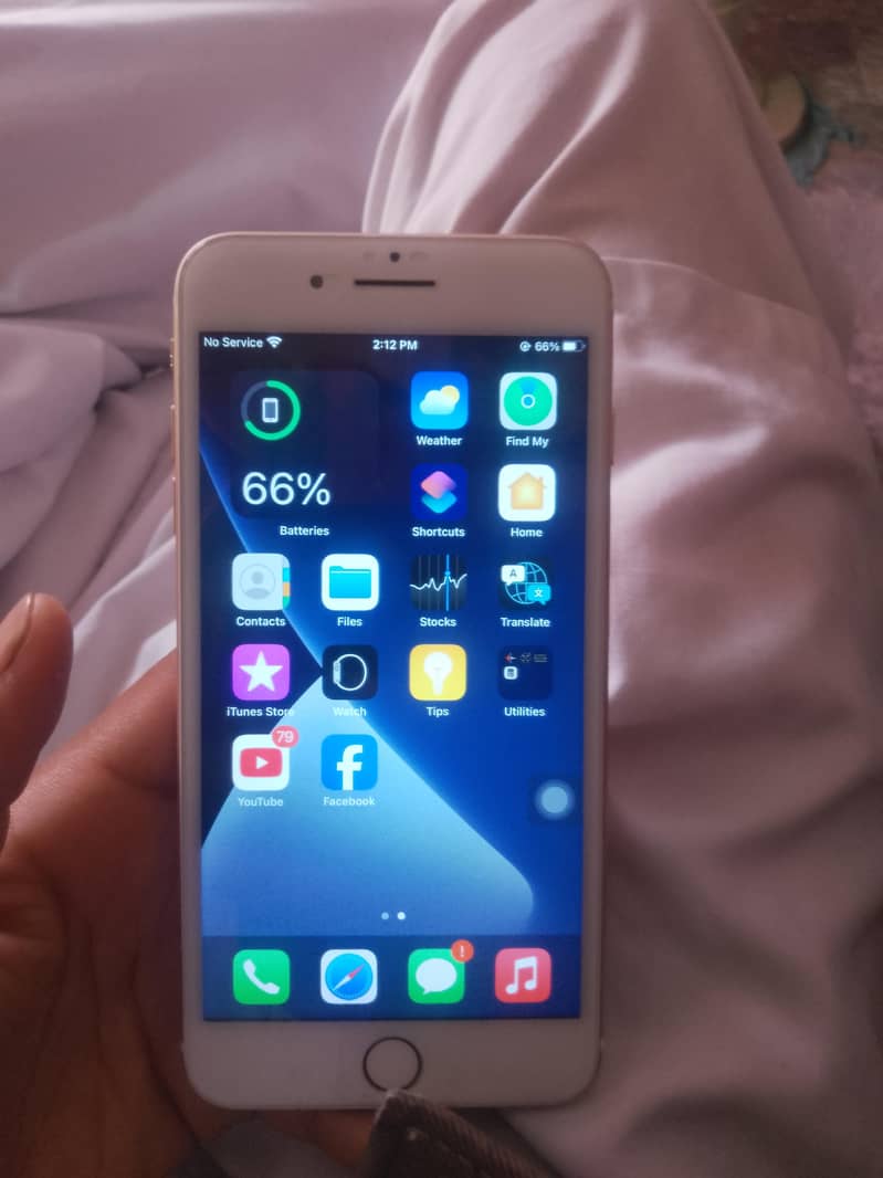 Apple iPhone 7 Plus 6