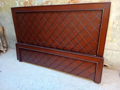 Bed/Double bed/single bed/king size bed/wooden bed/polish bed