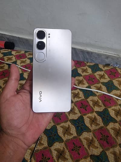 Vivo Y200