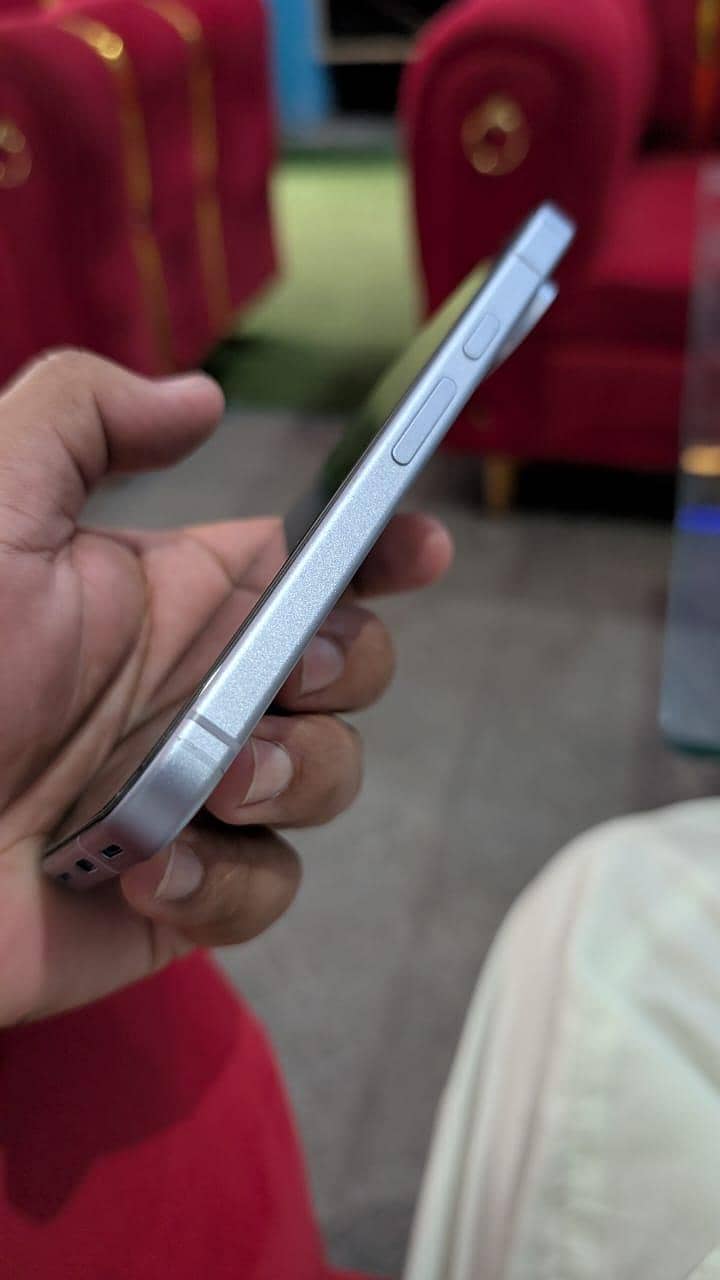 Google Pixel 10 3