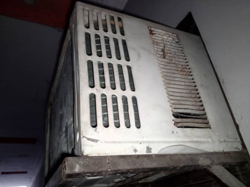 window Ac 3