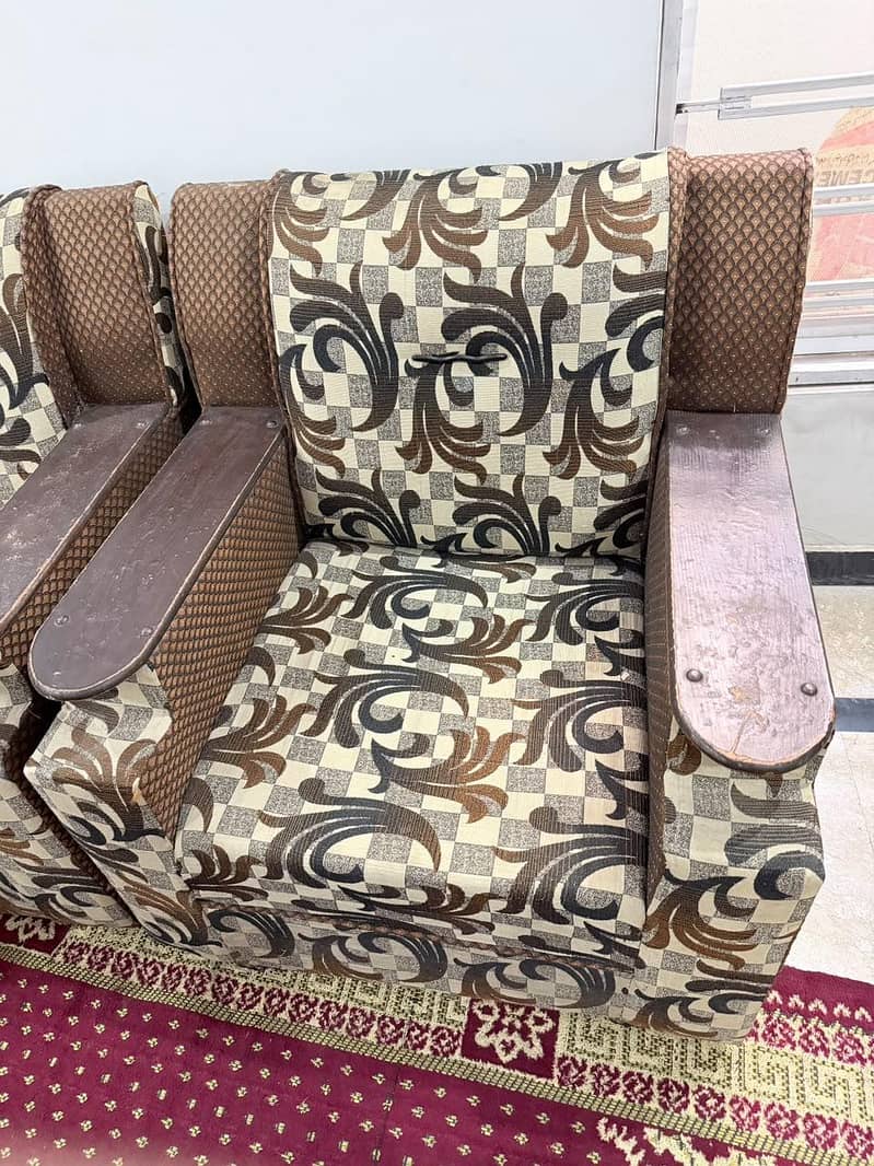 5 Seater sofa's 1