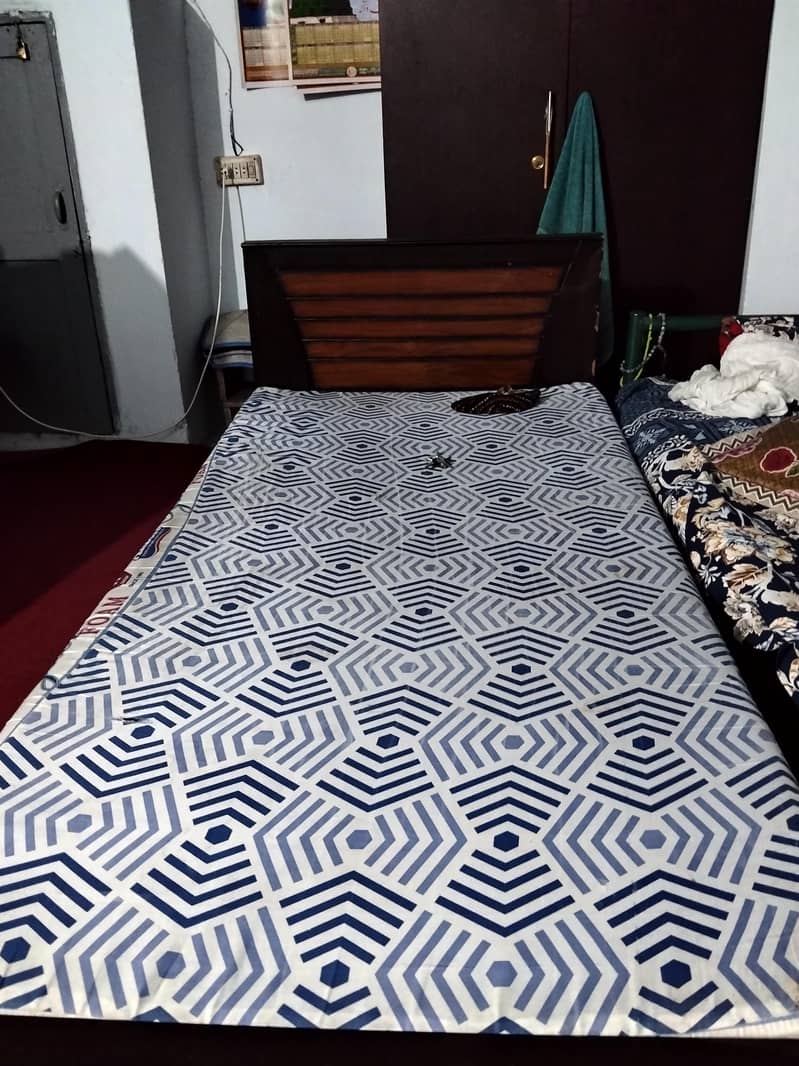 single bed good condition 0