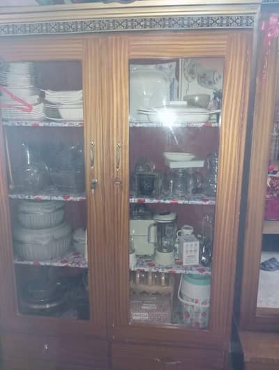 showcase for sale urjent sale