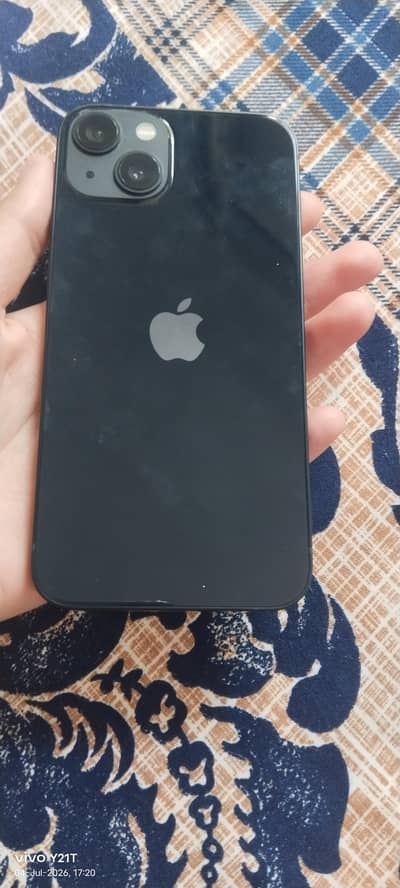 Apple iPhone 13