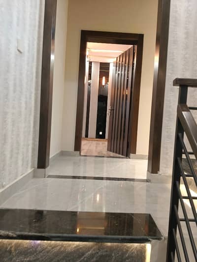House Sized 10 Marla Available In Top City 1 - Block D