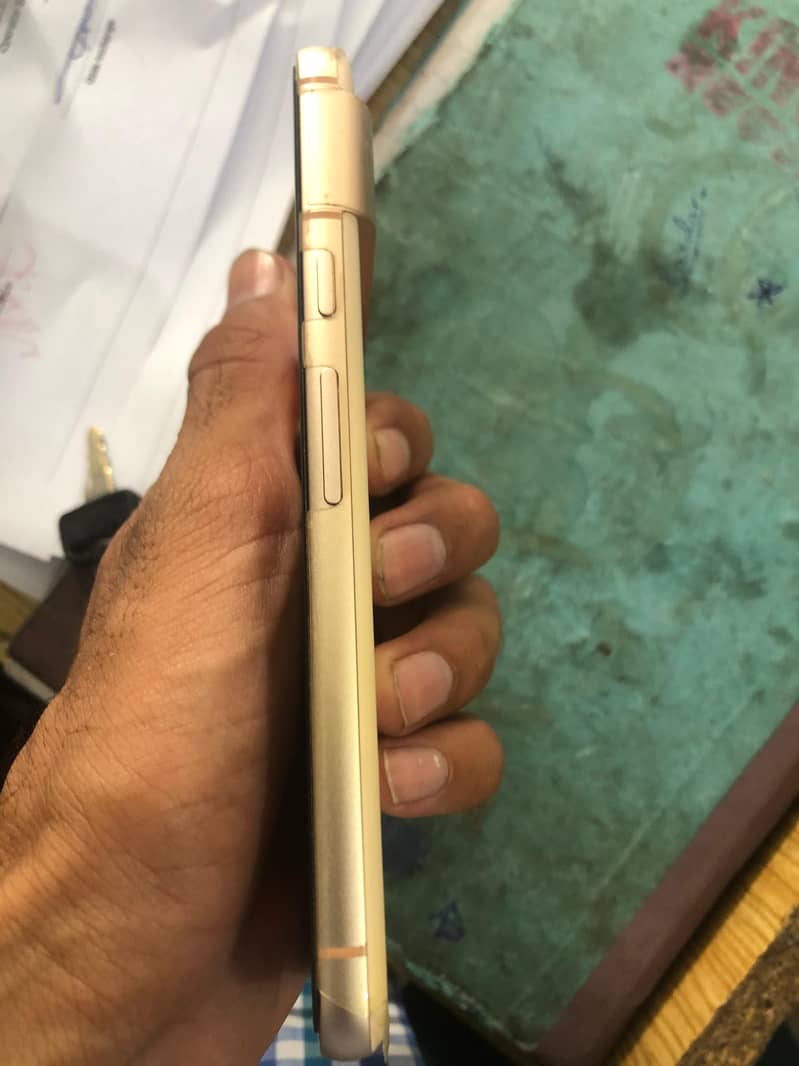 Google Pixel 8 2