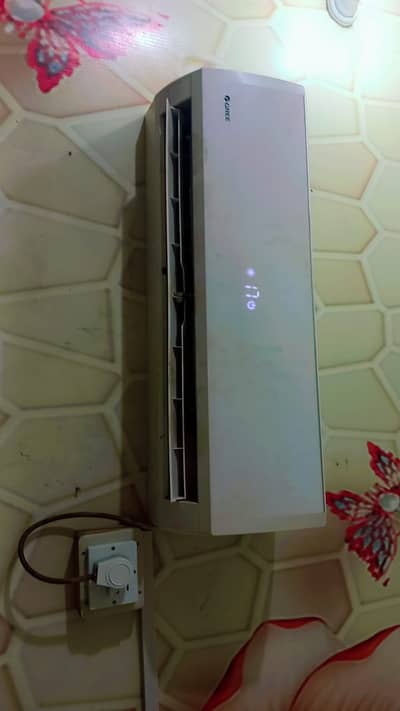 Gree Ac for sale (mint condition)