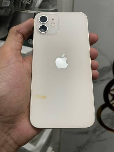 Apple iPhone 12