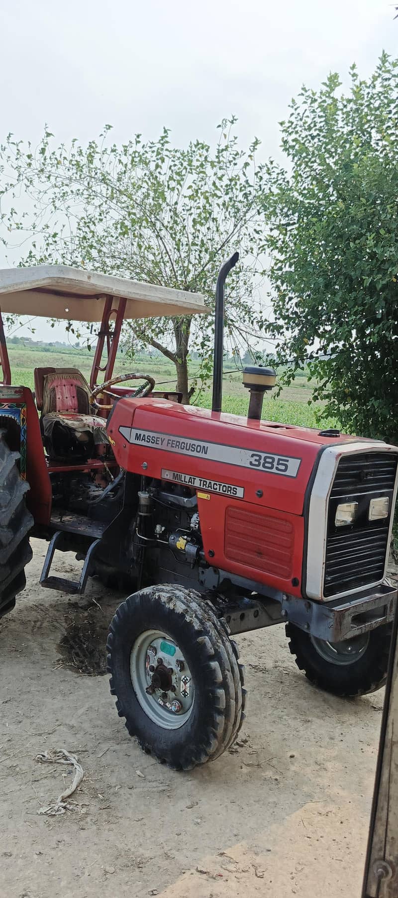 385 Tractor 0