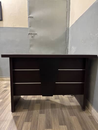 Office Table with FREE name stand and flag