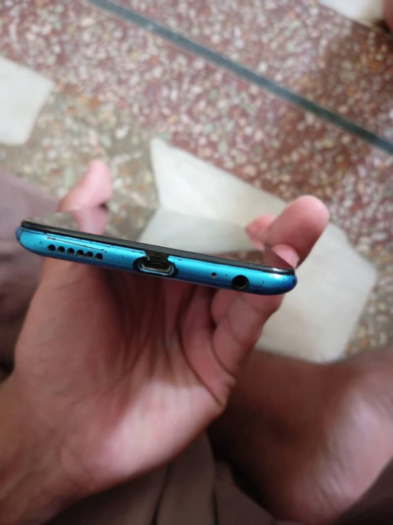 Tecno Spark 4 7