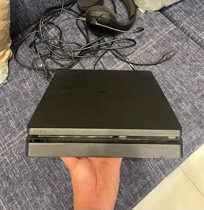 Ps4 slim