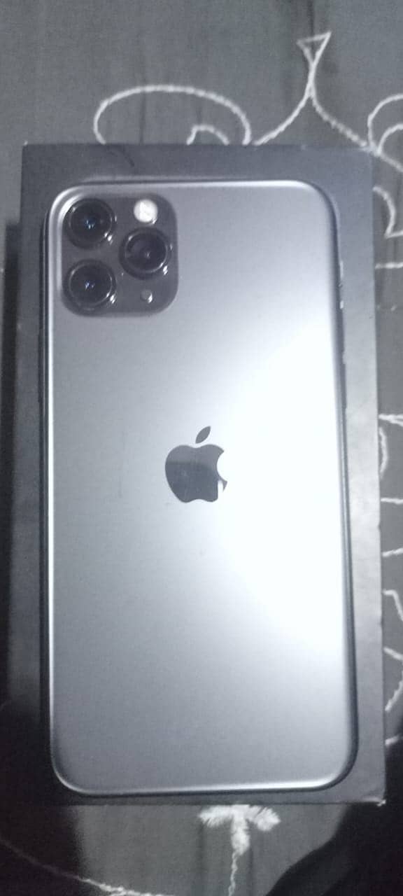 Apple iPhone 11 Pro 3