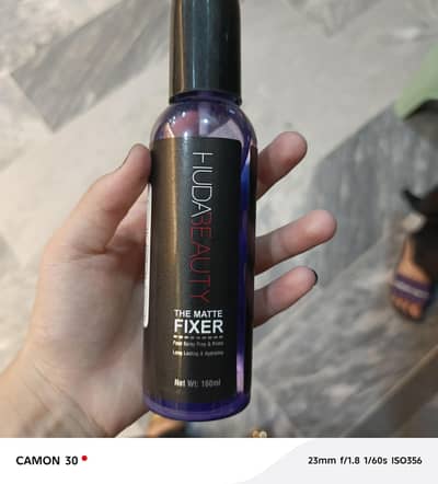 huda beauty fixer