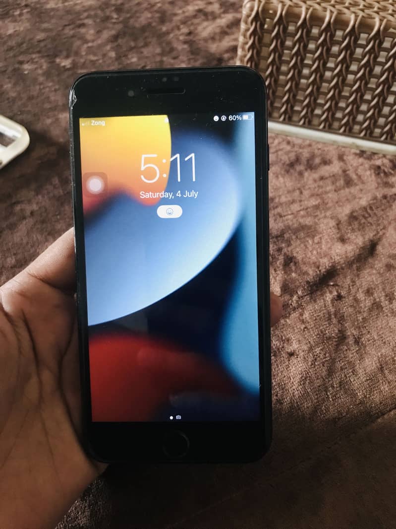 Apple iPhone 7 Plus 4