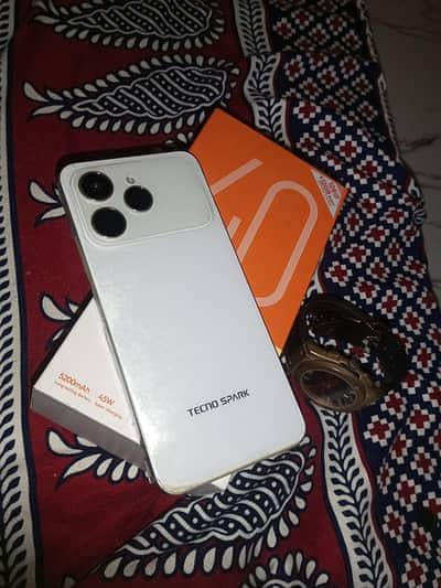 tecno spark 40 (6/128)