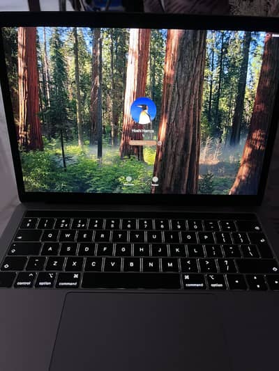 MacBook Pro 2019 (13"– i7, 16GB RAM, 512GB SSD)