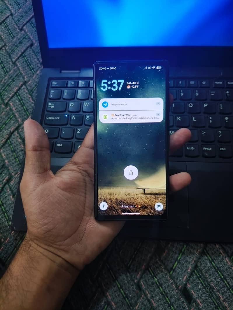 Google Pixel 6a 5