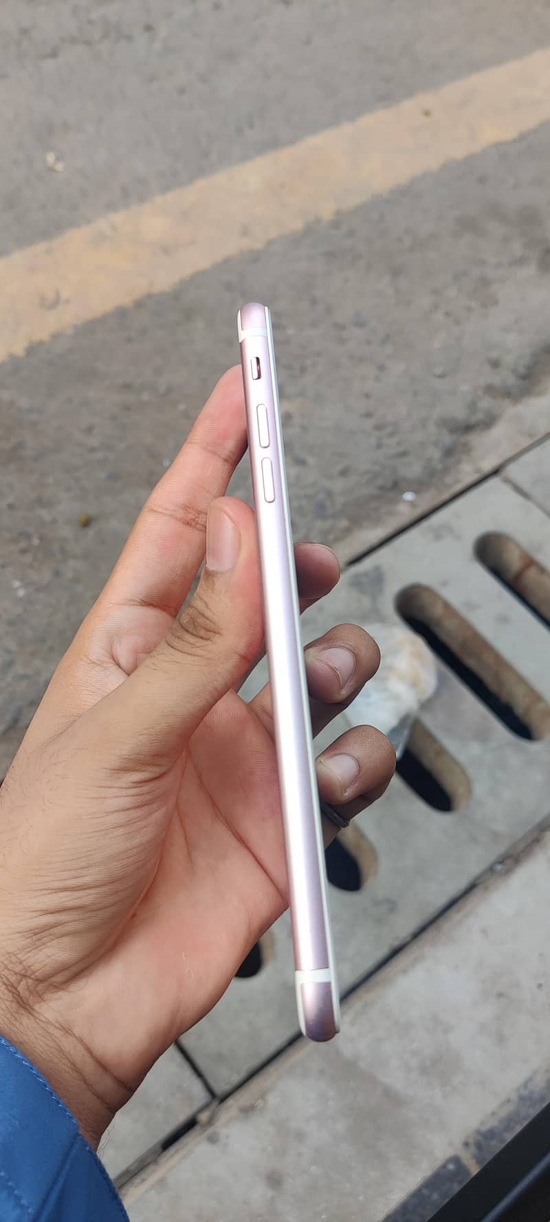 Apple iPhone 7 Plus 3