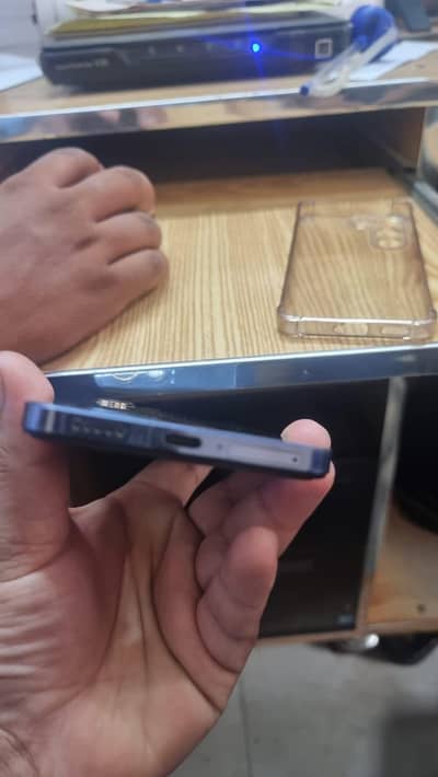 Vivo Y100